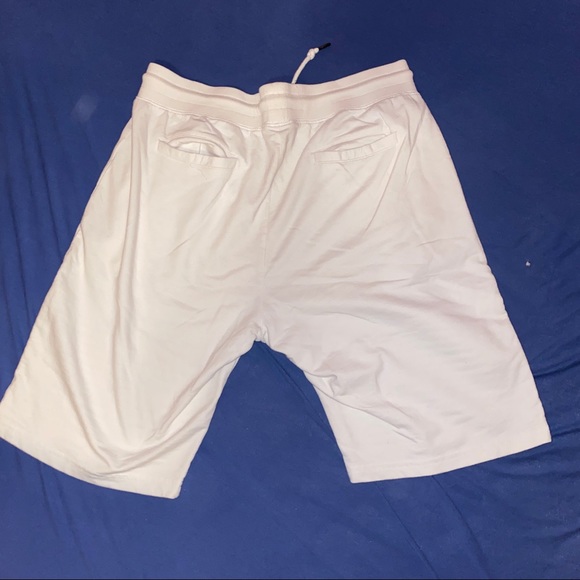 2 White and Black Cargo/Fleece Shorts by INC Large - Picture 5 of 6